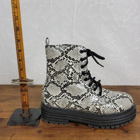 Mia‎ Cortez Military Combat Boots Size 6.5 Zip Side - Picture 2 of 10